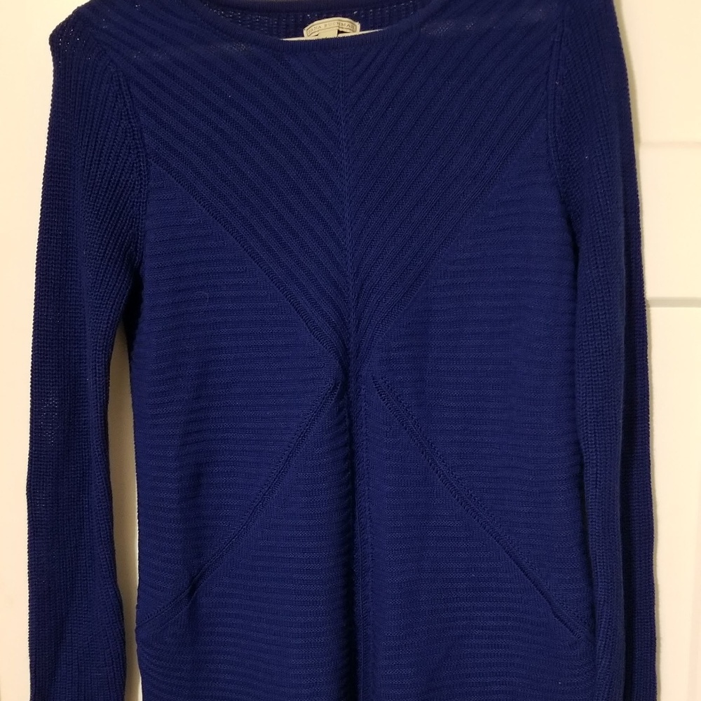 Large Blue Warm Dana Buchman Sweater